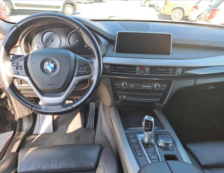 BMW X5 9