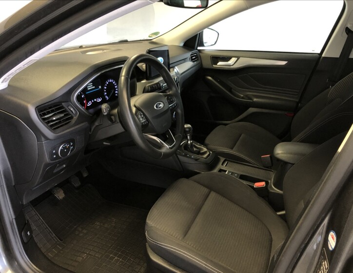 Ford Focus 9