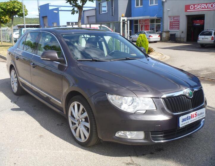 Škoda Superb 3