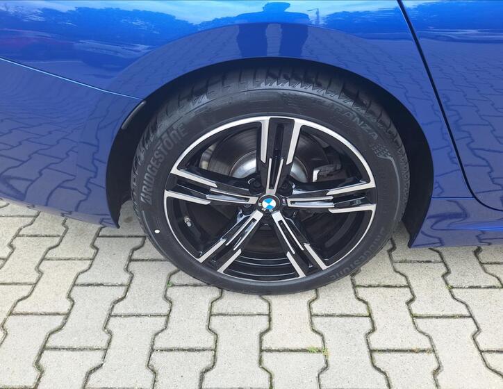 BMW Řada 3 18