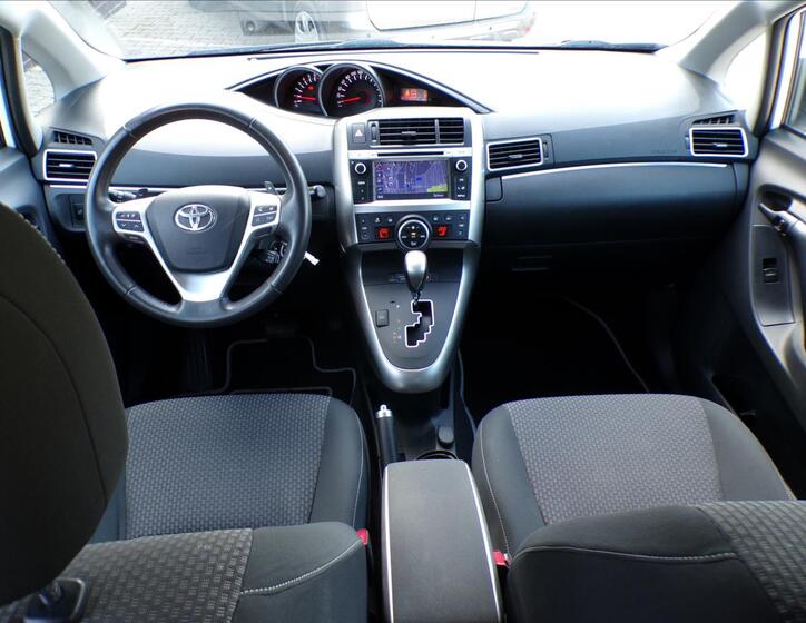 Toyota Verso 7
