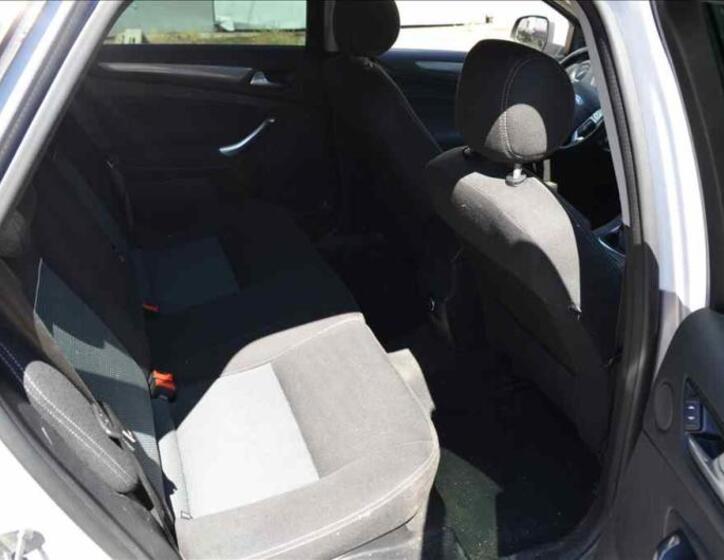Ford Mondeo 18