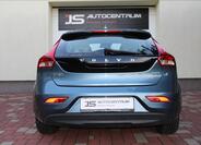 Volvo V40 9