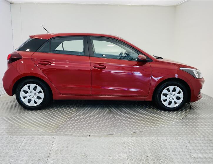 Hyundai i20 23