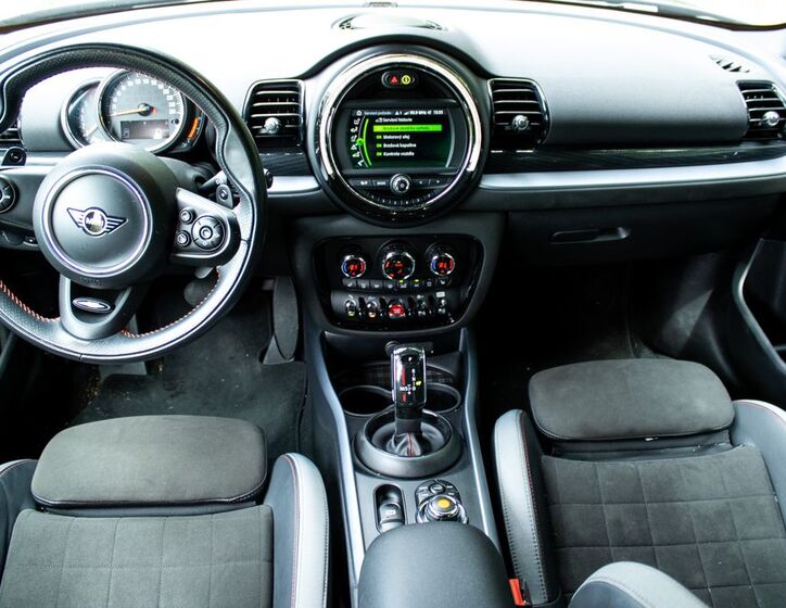 Mini Clubman 11