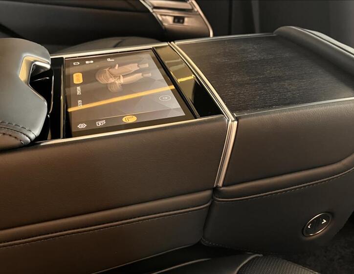 Land Rover Range Rover 33