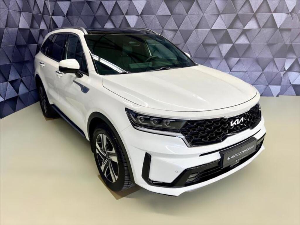 KIA Sorento 4