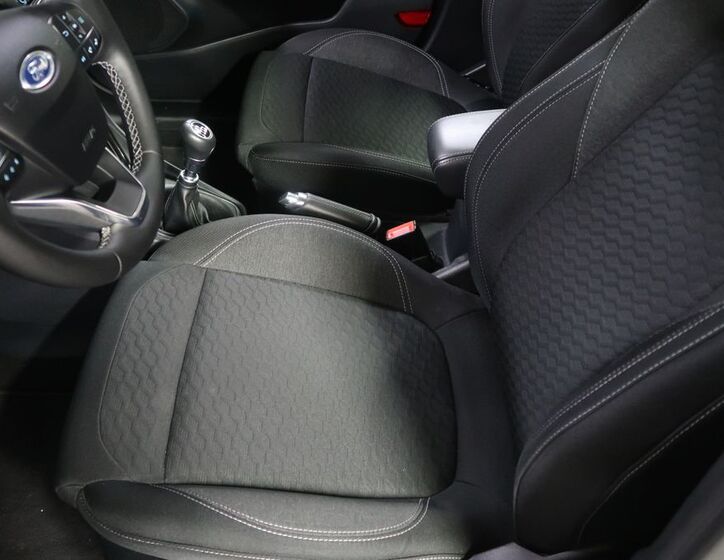 Ford Puma 9