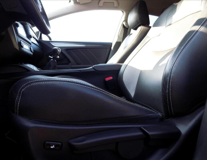 Toyota Avensis 22