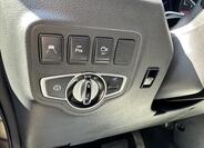 Mercedes-Benz Třídy X 13