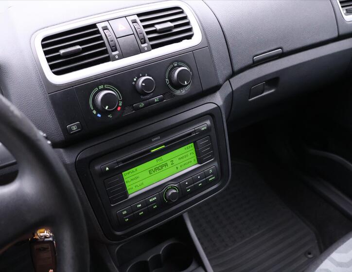 Škoda Roomster 23