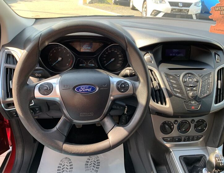 Ford Focus 12