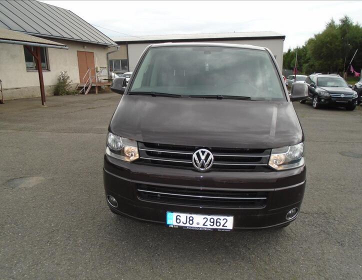 Volkswagen Multivan 8
