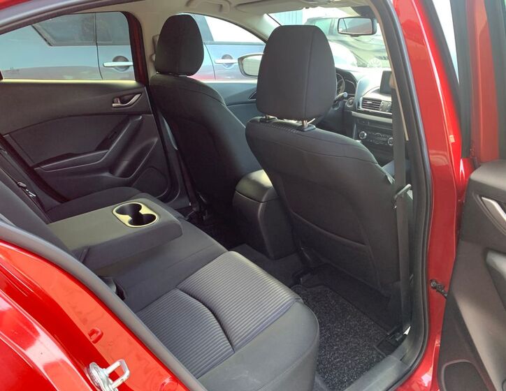 Mazda 3 21