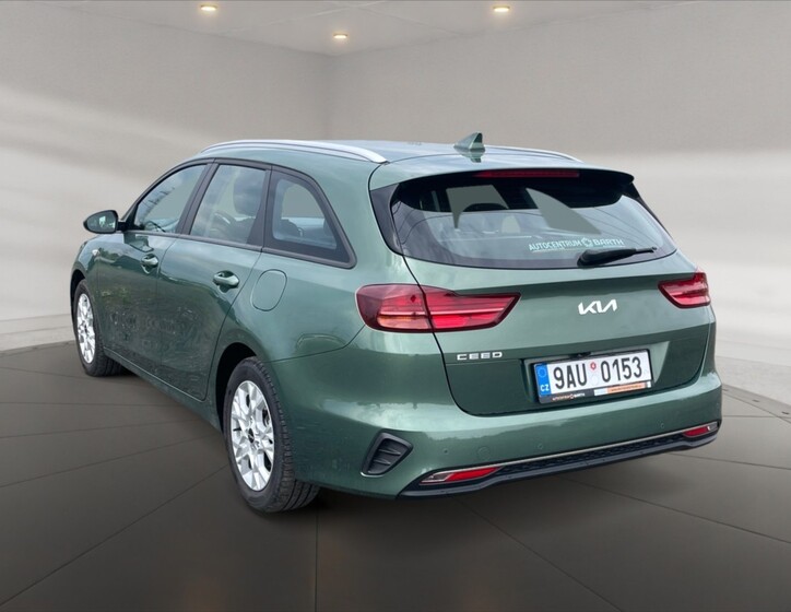 KIA Ceed 4