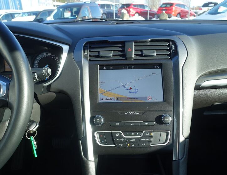 Ford Mondeo 10