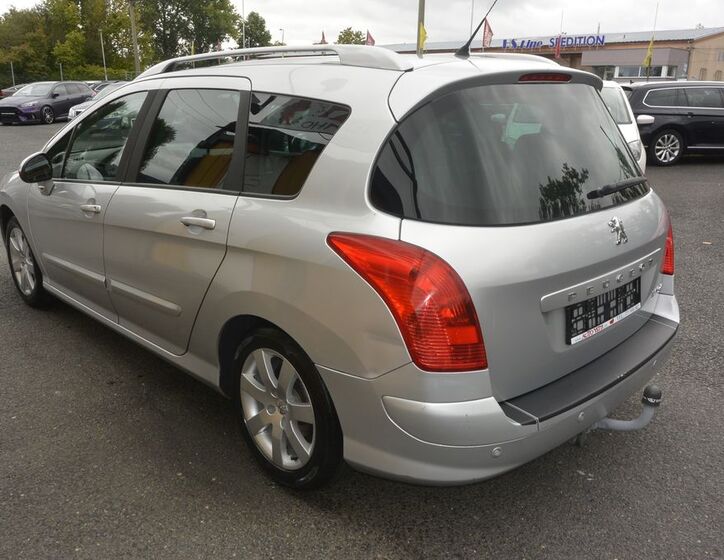 Peugeot 308 7