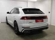 Audi SQ8 6