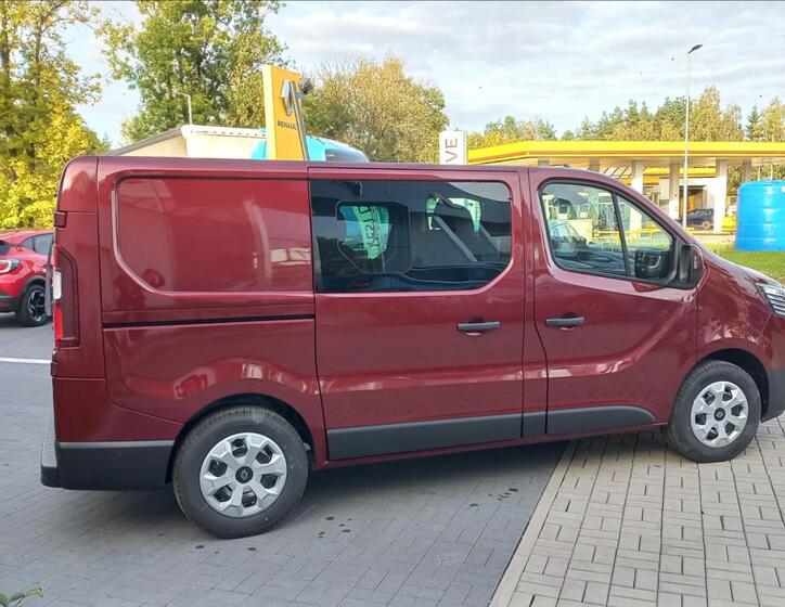 Renault Trafic 4