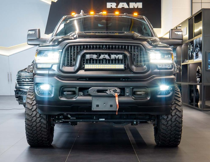 Dodge RAM 7