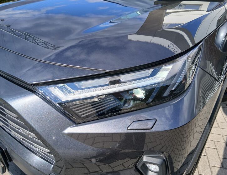 Toyota RAV4 32