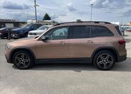 Mercedes-Benz GLB 8