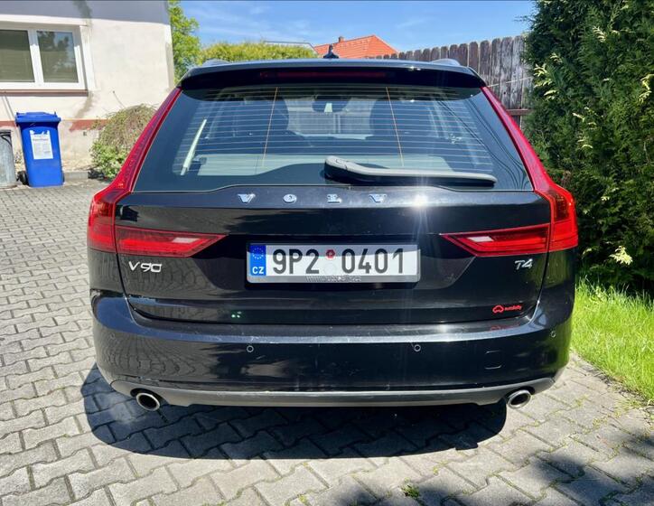 Volvo V90 5