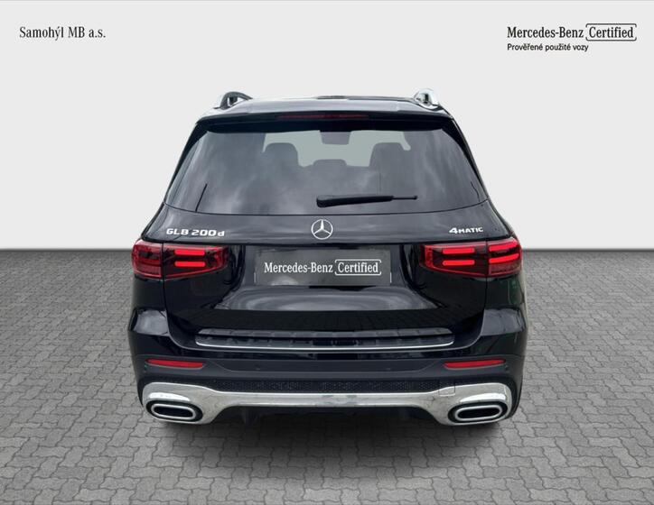 Mercedes-Benz GLB 4