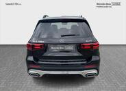 Mercedes-Benz GLB 4