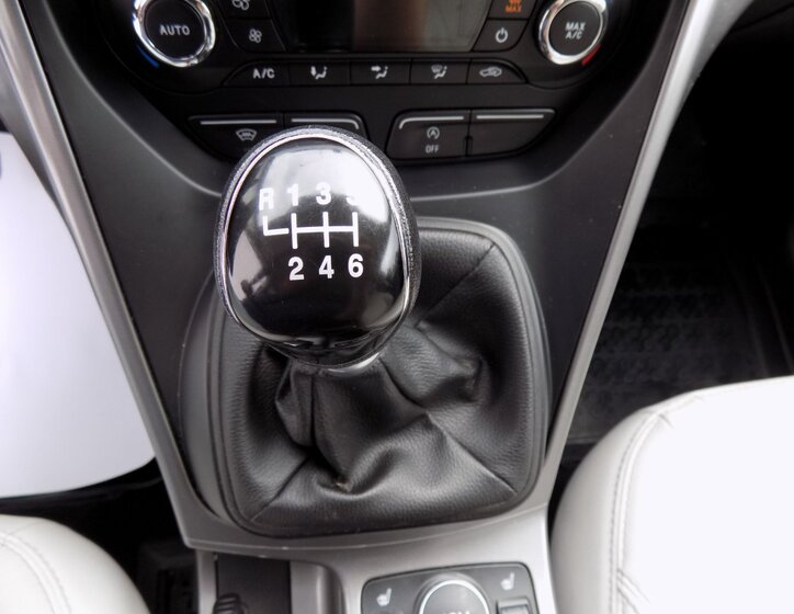 Ford Kuga 28