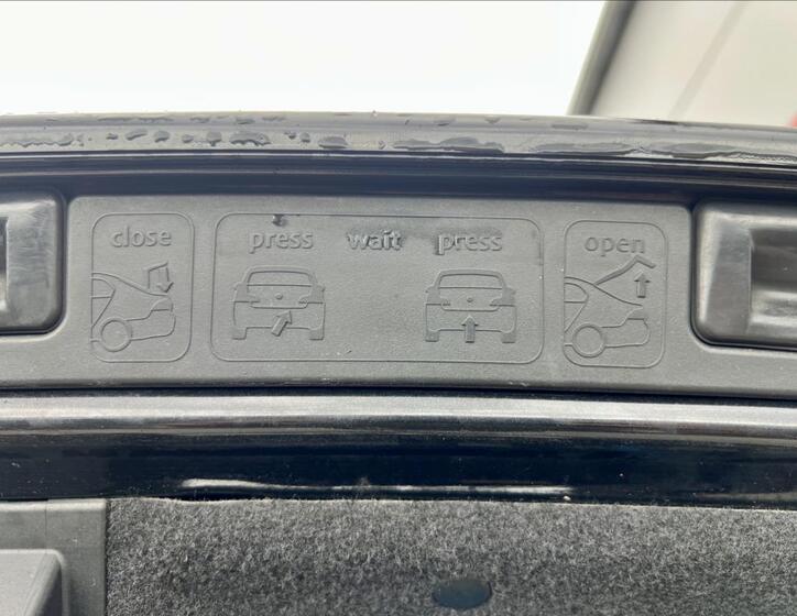 Škoda Superb 9