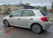 Toyota Auris 7