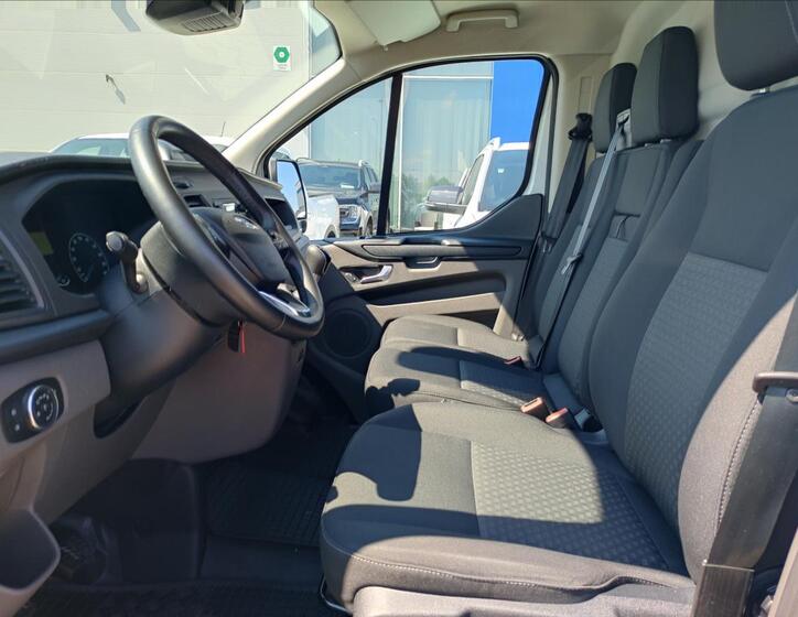 Ford Transit Custom 16