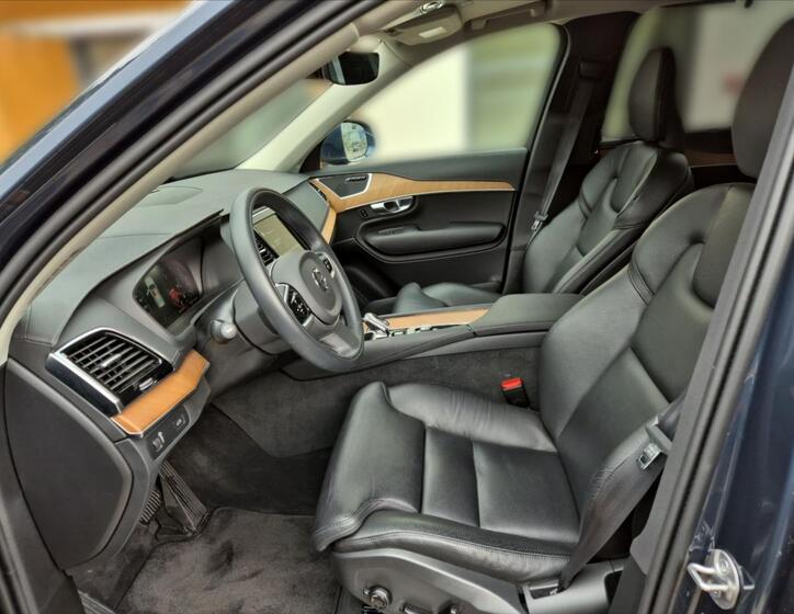 Volvo XC90 7