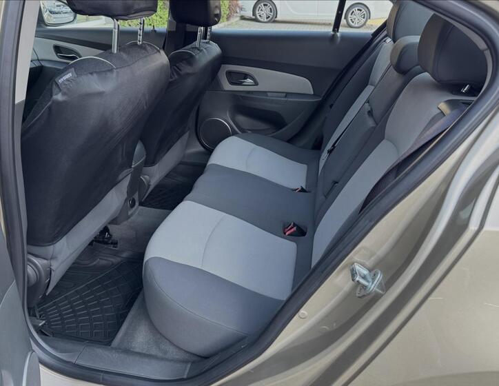 Chevrolet Cruze 17