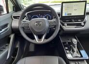 Toyota Corolla Cross 12