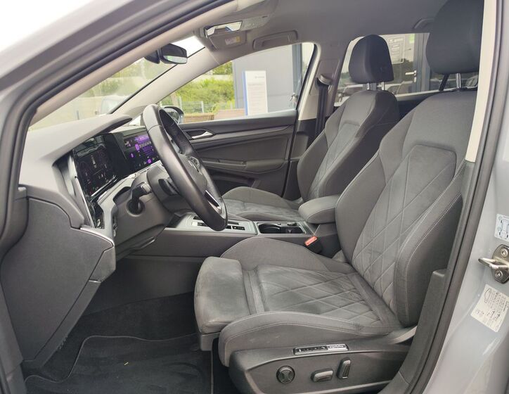 Volkswagen Golf 16