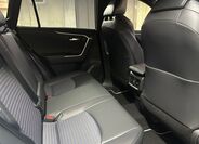 Toyota RAV4 12