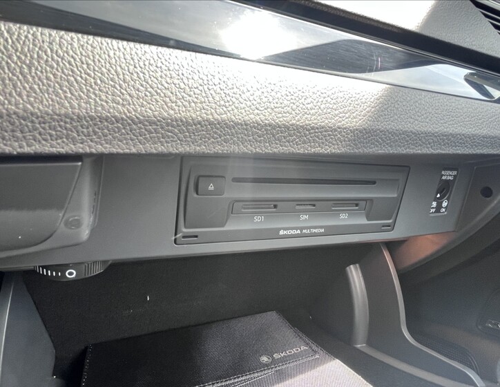 Škoda Superb 18