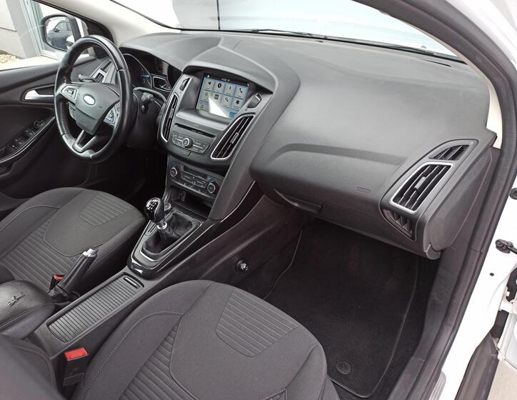 Ford Focus 14