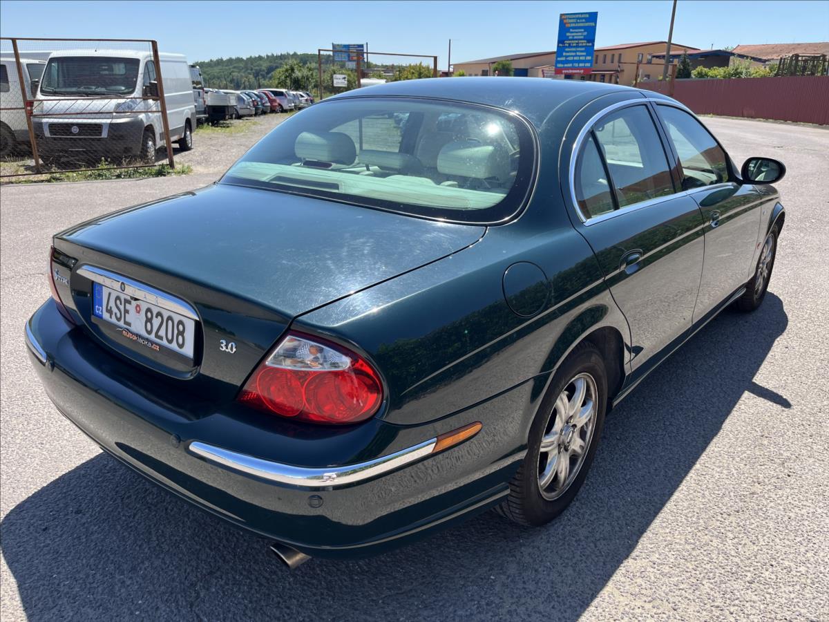 Jaguar S-Type