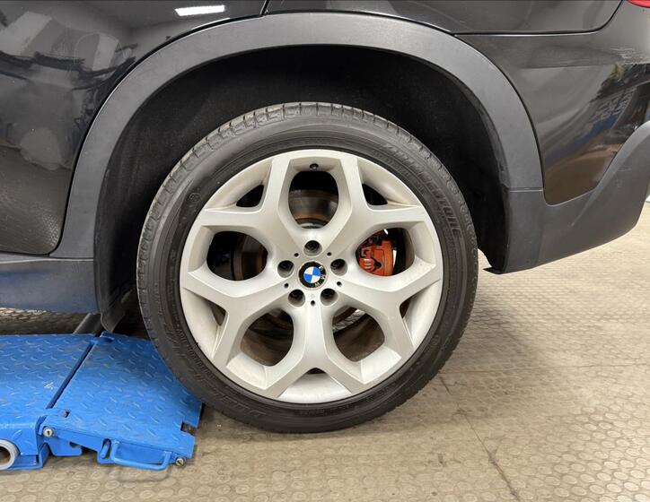 BMW X5 32