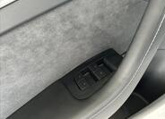 Tesla Model 3 10