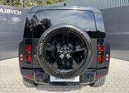Land Rover Defender 8