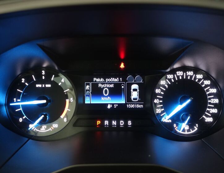 Ford Galaxy 10