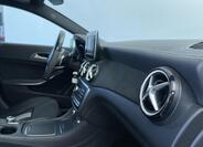 Mercedes-Benz GLA 17