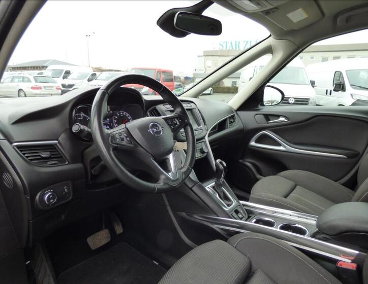 Opel Zafira 14