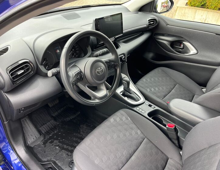 Toyota Yaris 14