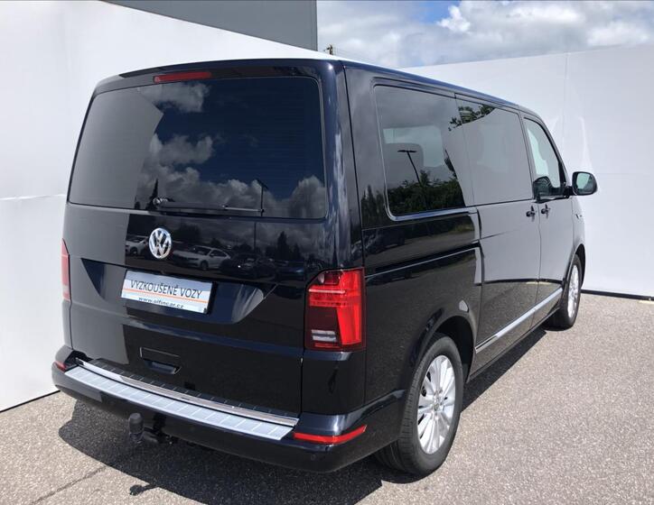 Volkswagen Multivan 2