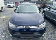 Mitsubishi Outlander 2
